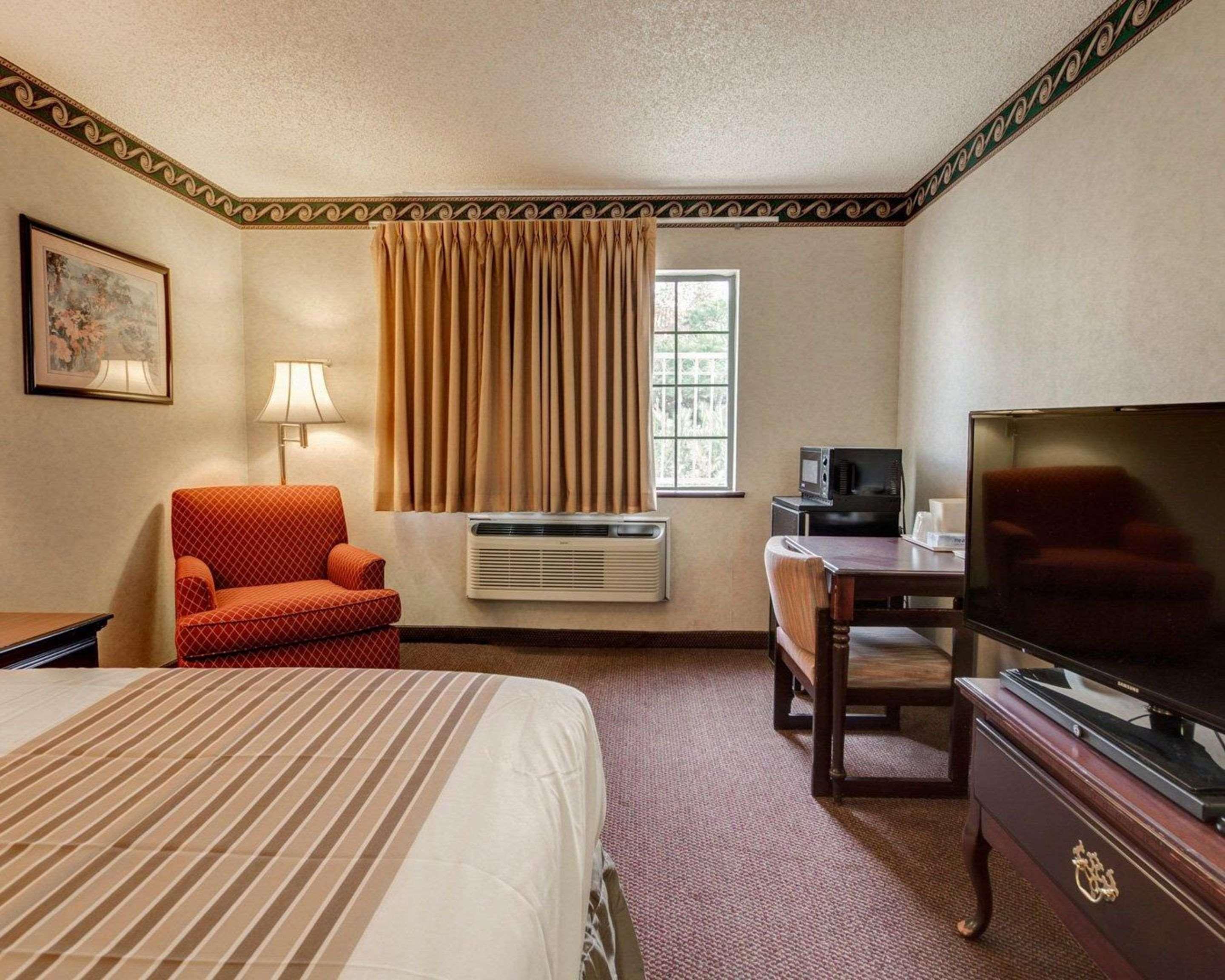 Econo Lodge Inn & Suites El Paso Eksteriør bilde
