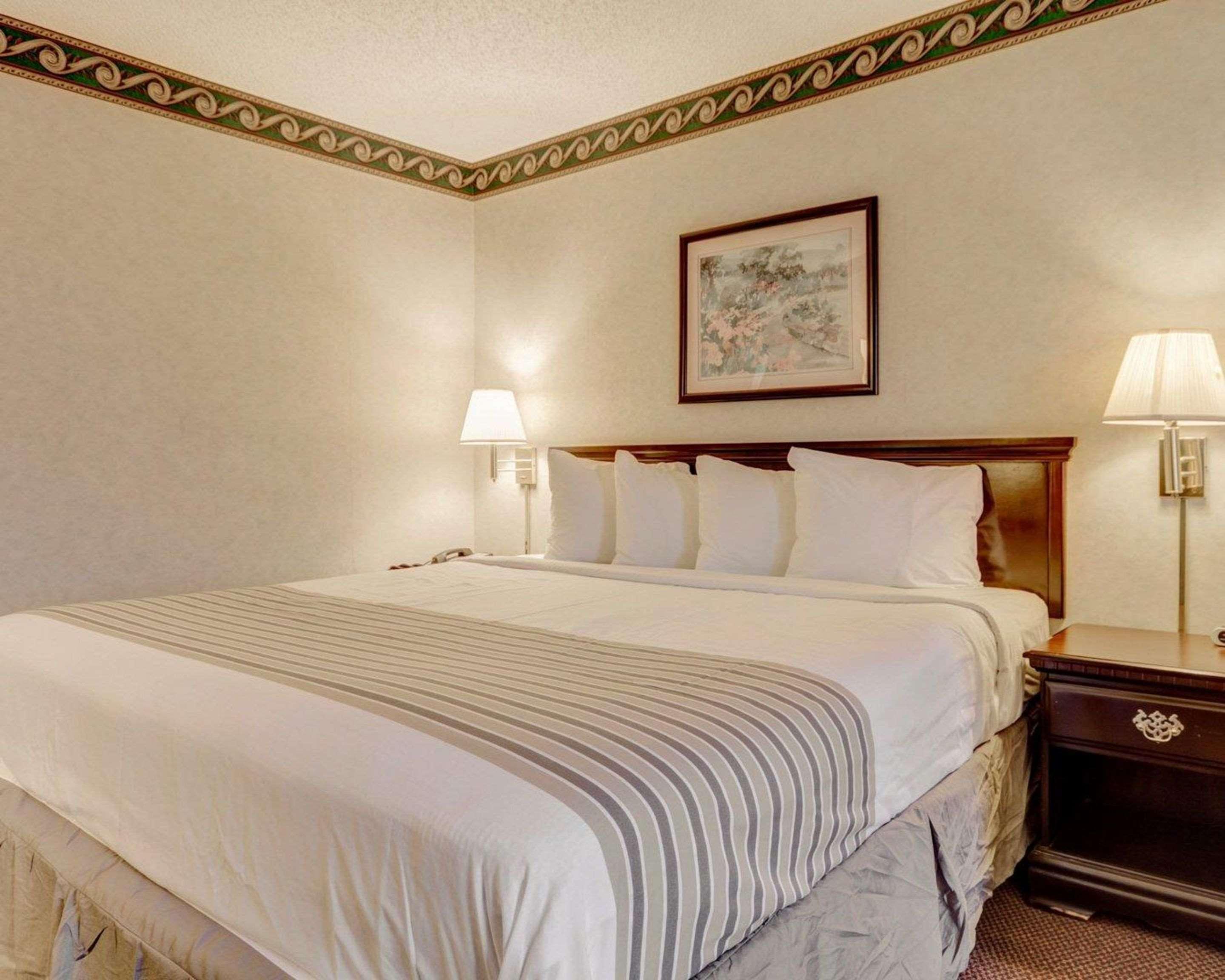 Econo Lodge Inn & Suites El Paso Eksteriør bilde