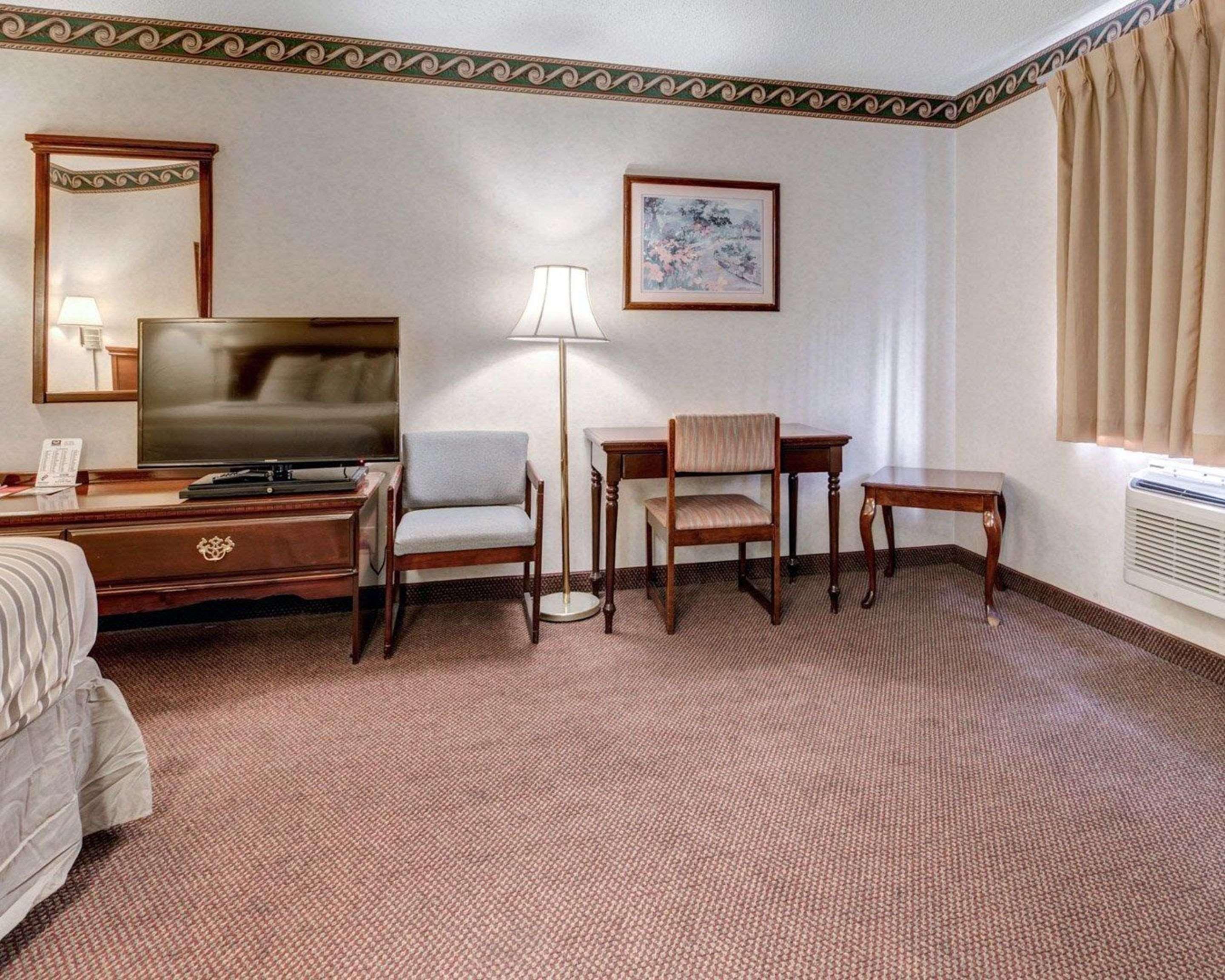 Econo Lodge Inn & Suites El Paso Eksteriør bilde