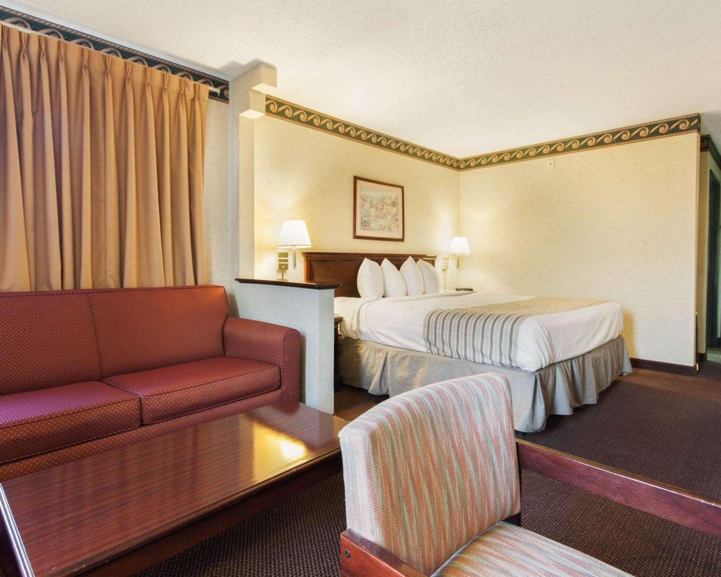 Econo Lodge Inn & Suites El Paso Eksteriør bilde