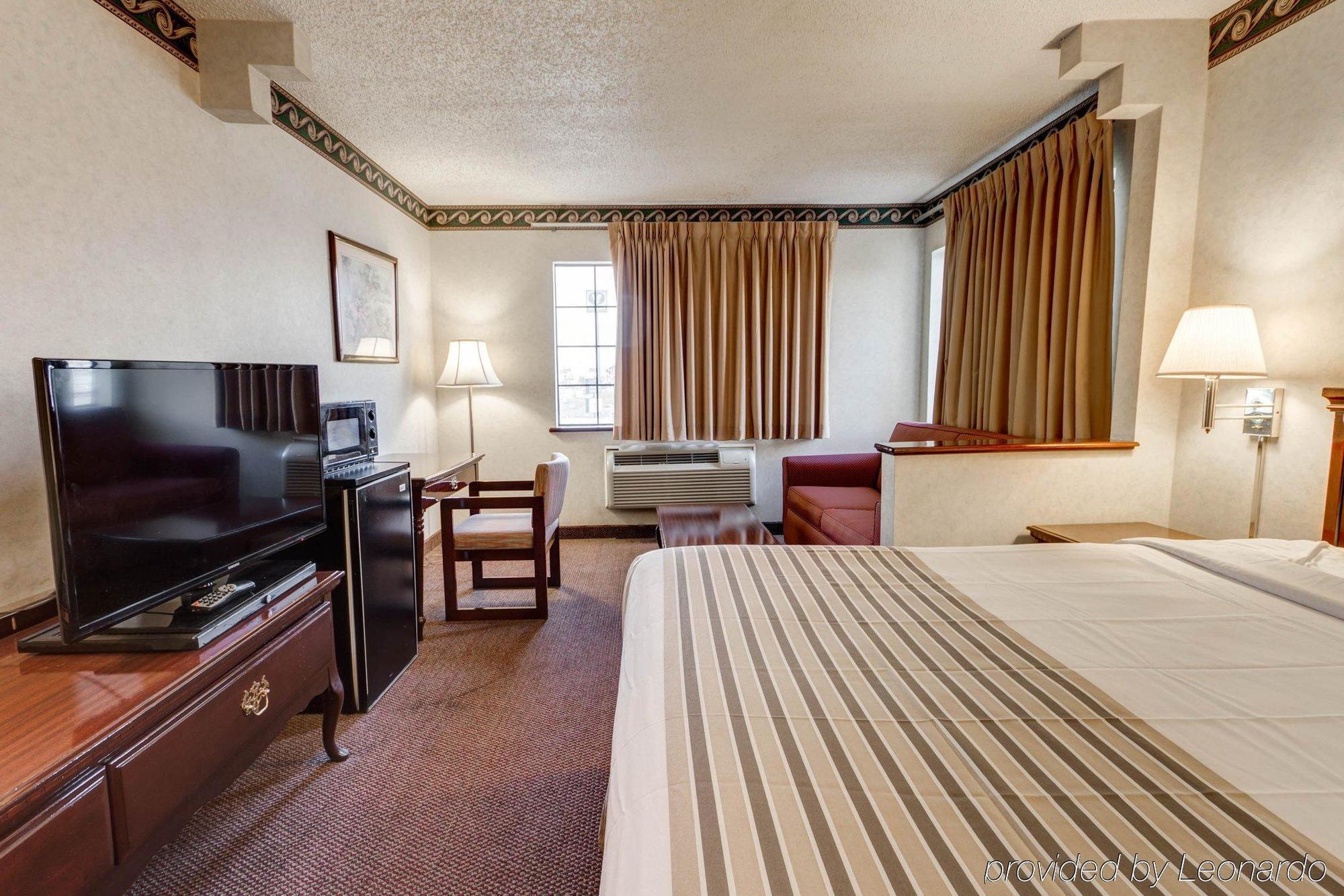 Econo Lodge Inn & Suites El Paso Eksteriør bilde